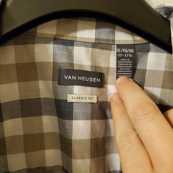 Van Heusen blue/tan button down - Picture 3 of 3